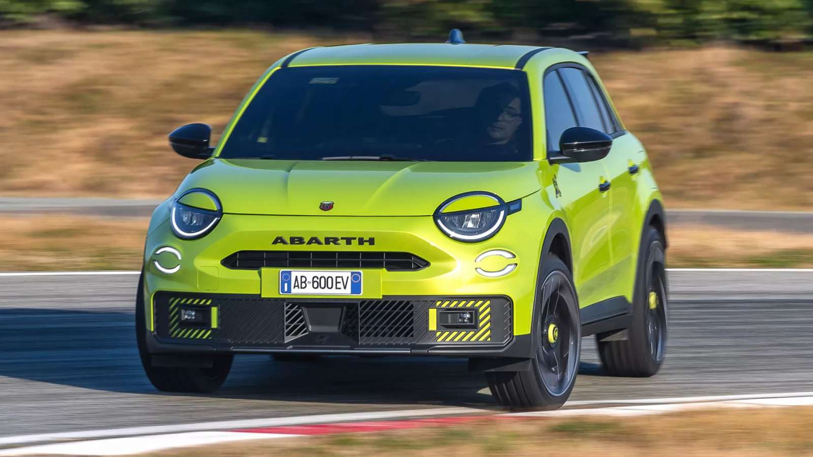 Το 600e είναι το ισχυρότερο Abarth και έρχεται με έως 280 άλογα